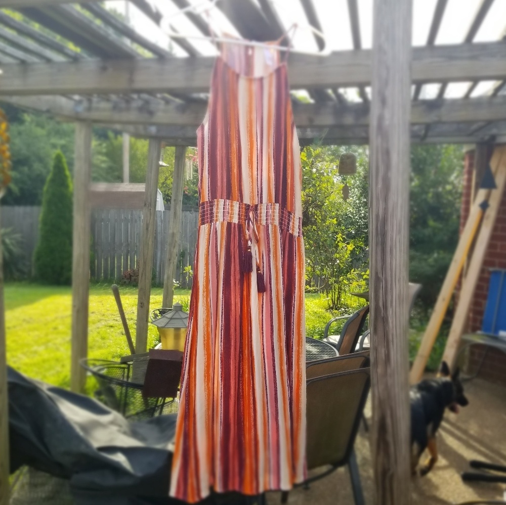 *closet cleanout!* Xhilaration sleeveless dress